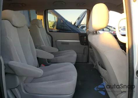 2008 Hyundai Entourage Gls z USA, uszkodzony, nr VIN KNDMC233X86053551